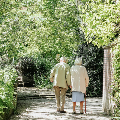 Αυτός θα μπορούσε να είναι ο παππούς και η γιαγιά σου στο Tik-Tok