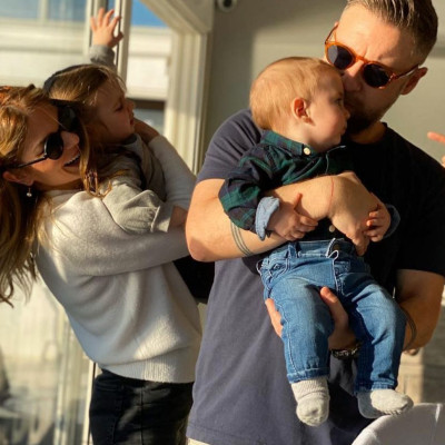 Γιάννης Βαρδής: Είναι στο σπίτι με τα παιδιά και γίνεται χαμός