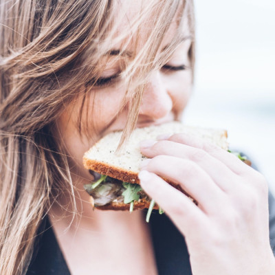 Βρήκαμε πώς θα φτιάξεις το πιο υγιεινό και νόστιμο club sandwich