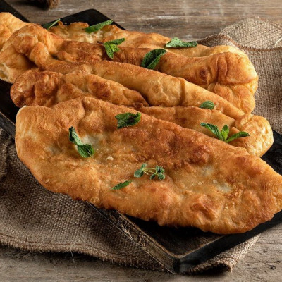 Άκης Πετρετζίκης: Πιροσκί με πατάτα