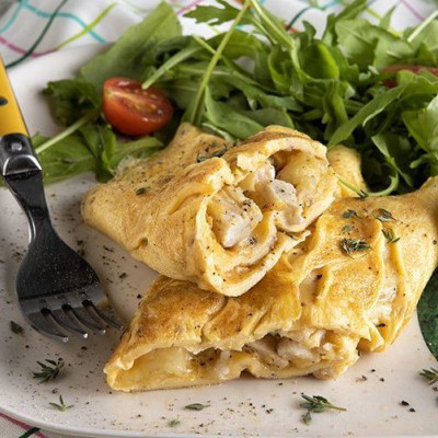 Ομελέτα με κοτόπουλο: το πιο γρήγορο μεσημεριανό από τον Άκη