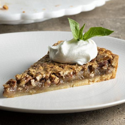 Τάρτα με πεκάν από τον Άκη Πετρετζίκη