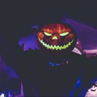 6+1 κλασικές ταινίες για να μπεις σε scary spooky Halloween mood ASAP