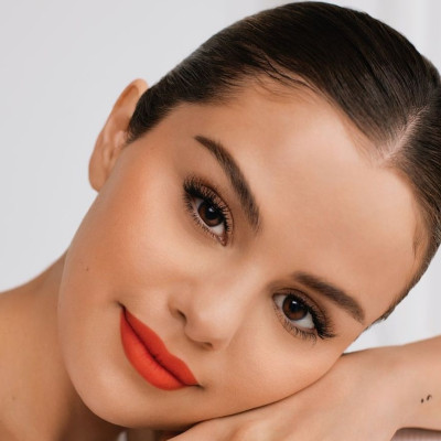 Φόβοι για την υγεία της Selena Gomez: Η φωτογραφία με τον ορό