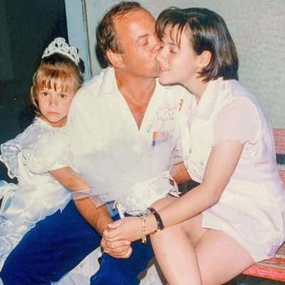 Το κοριτσάκι της photo είναι η αγαπημένη σου Ελληνίδα παρουσιάστρια