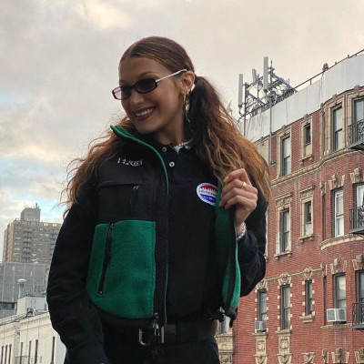 Shopping Guide: Τα αθλητικά μπουφάν που θέλουμε εδώ και τώρα να φορέσουμε