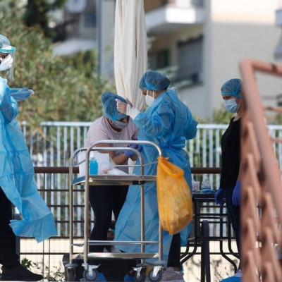 Κορονοϊός: Τρομακτική πρόβλεψη - «Δεν φτάνουν οι 3 εβδομάδες lockdown»