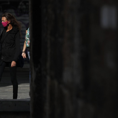 Κορονοϊός: 2.448 νέα κρούσματα και 14 νεκροί σε 24 ώρες - 196 διασωληνωμένοι