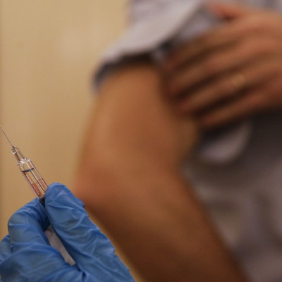 Εμβόλιο - Κορονοϊός: Πότε θα έρθει στην Ελλάδα - Μία ανάσα από την έγκριση η Pfizer