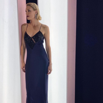 Η χθεσινή εμφάνιση της Βίκυς Καγιά στο GNTM ήταν η δόση λάμψης που λείπει από τη ζωή μας