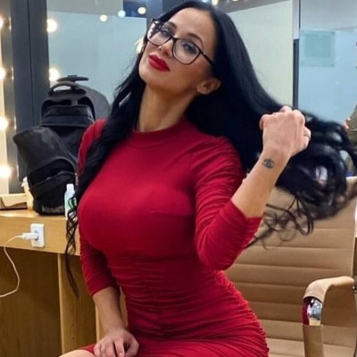 Χριστίνα Ορφανίδου: «Απογείωσε» το Instagram με ανάρτηση από το μπάνιο (pics)