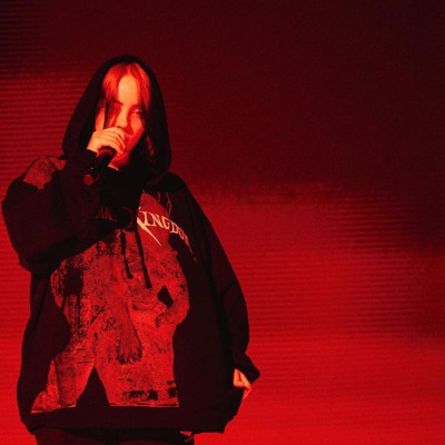 H Billie Eilish έκανε-επιτέλους- Tik-Tok και οι followers της έχουν πάρει φωτιά