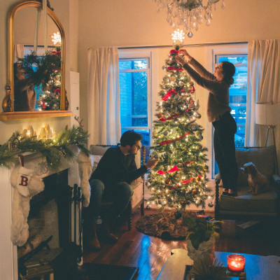 5 ιδέες για να στολίσεις αν δεν πρόλαβες να πάρεις δέντρο πριν το lockdown