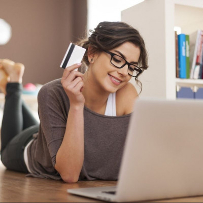 Ναι, έχω και στο χωριό μου Μπλακ Φράιντεϊ και είναι χοτ!