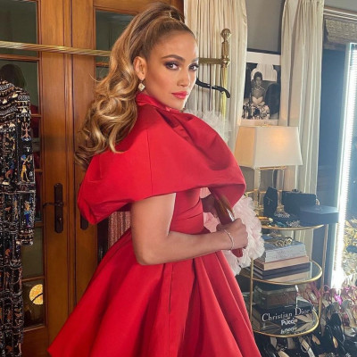 Γυμνή η Jennifer Lopez και το σώμα της απλά δεν υπάρχει