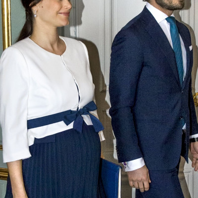 Το πριγκιπικό ζεύγος βγήκε θετικό στον Covid-19