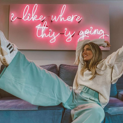 Σαν αυτά των περιοδικών: Δες το υπέροχο σαλόνι της Αθηνάς Οικονομάκου