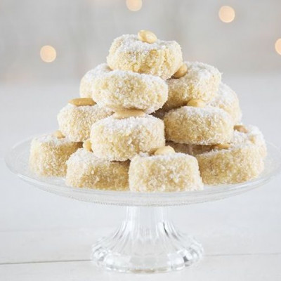 Η συνταγή του Άκη Πετρετζίκη: Κουραμπιέδες χωρίς γλουτένη