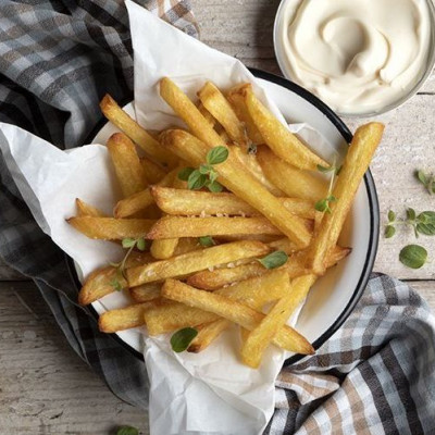 Τηγανητές πατάτες φούρνου με συνταγή του Άκη Πετρετζίκη