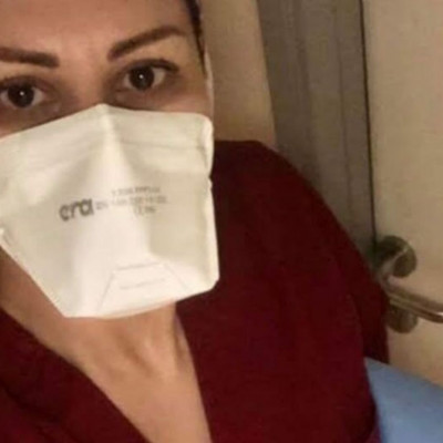 Κορονοϊός: Το συγκλονιστικό γράμμα σε νοσηλευτές - «Σας παρακαλώ, σώστε τον πατέρα μου»