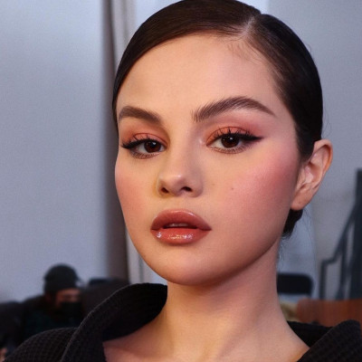 Βρήκαμε ποιο είναι το αγαπημένο βερνίκι νυχιών της Selena Gomez