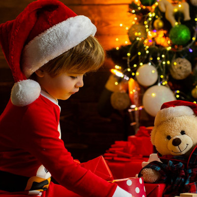 Γιατί τα φετινά Χριστούγεννα προκαλούν άγχος στα παιδιά