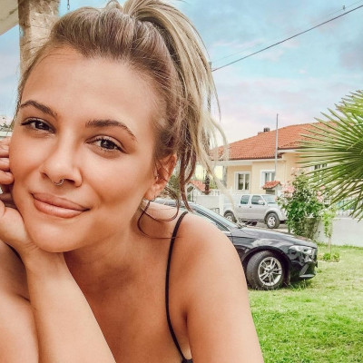 8 φωτογραφίες της Λάουρα Νάργες που ξεπέρασαν τα 30 χιλιάδες likes