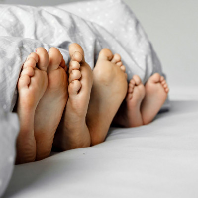 Πώς η πανδημία άλλαξε τη σεξουαλική ζωή των γονιών