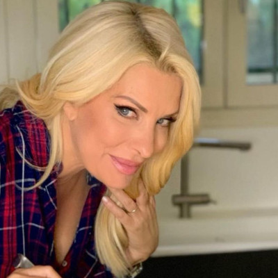 Να τι κάνει στην καραντίνα με τα παιδιά της η Ελένη Μενεγάκη (pics+vids)