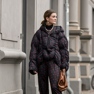Οδηγός Αγοράς: Καπιτονέ μπουφάν για τις κρύες, χειμωνιάτικες μέρες σαν τη σημερινή