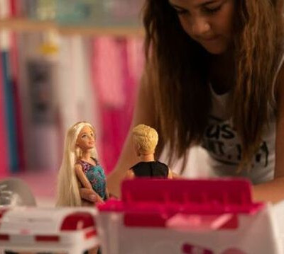 The DOLLcumentary: Οι σύγχρονοι γονείς και η έννοια της ενσυναίσθησης