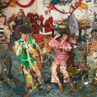 Οι πιο λαμπερές χριστουγεννιάτικες καμπάνιες των μεγαλύτερων οίκων μόδας