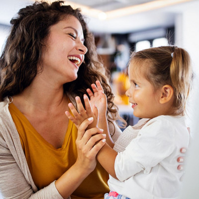 Πώς ο αριθμός των παιδιών επηρεάζει τον ρυθμό γήρανσης της μητέρας;