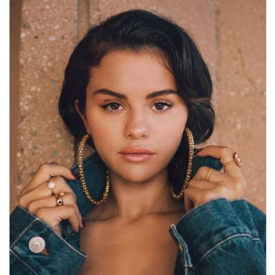 Ποιο τραγούδι της Selena Gomez είσαι σύμφωνα με το ζώδιό σου;