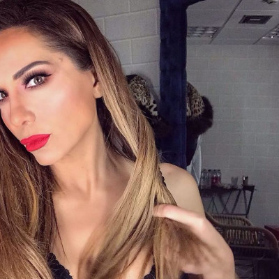 Δέσποινα Βανδή: Το κατακόκκινο φόρεμα και τα posts που ενθουσίασαν το Insta