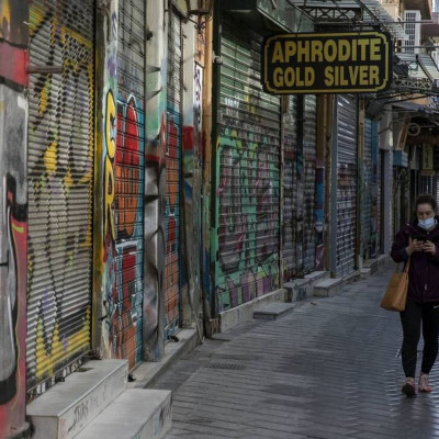 Κορονοϊός: Αγωνία για τη μετάλλαξη και το ενδεχόμενο επανάληψης της πρώτης δόσης του εμβολίου