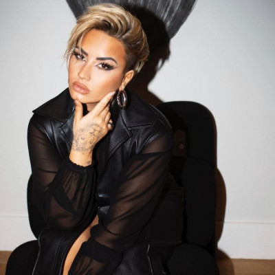 Οι 10 καλύτερες εμφανίσεις της Demi Lovato για τη χρονιά που μας πέρασε