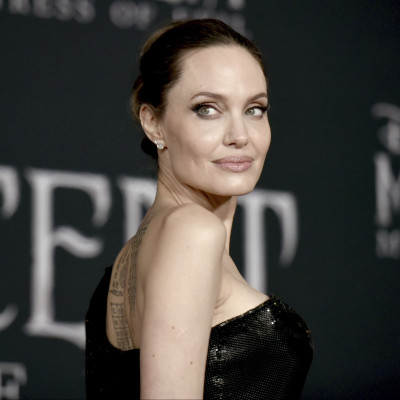 Η κόρη της Angelina Jolie μεγάλωσε και σχεδόν έφτασε τη μαμά της
