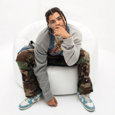 Αυτός είναι ο 20χρονος καλλιτέχνης που έχει γίνει viral στο Tik-Tok