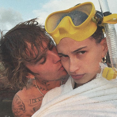 Justin και Hailey πήγαν διακοπές και οι photos τους ξεπέρασαν τα 5εκ. likes