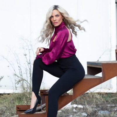 Η Ιωάννα Μαλέσκου είναι η νέα βασίλισσα των απόλυτα femine εμφανίσεων