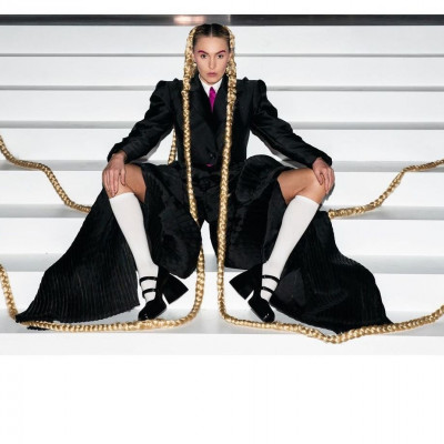 Ξέχνα την Tamta που ήξερες! Στο music video του «Awake» είναι μια άλλη