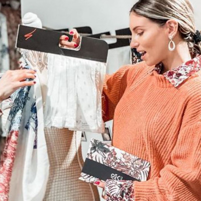 Αθηνά Οικονομάκου: Έτσι έκρυβε την εγκυμοσύνη της (pics)