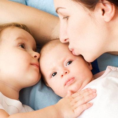 Τέσσερις συμβουλές για γονείς με παιδιά κάτω των δύο ετών