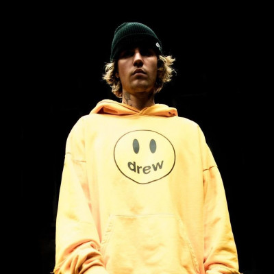 Justin Bieber: Η αλήθεια πίσω από τo music video του single «Anyone»