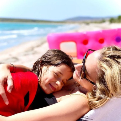 Κάτια Ζυγούλη: 5 νέες φώτο και 5 αγκαλιές με τα παιδιά της