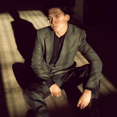 Chase Hudson: «Αλλάζει» καριέρα και θα τρομάξεις να τον αναγνωρίσεις