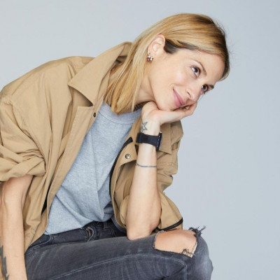 Η νέα συλλογή ρούχων της Σοφίας Καρβέλα είναι ο ορισμός του comfy&chic ντυσίματος