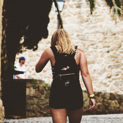 Τι ασκήσεις να κάνεις για σμιλευμένους και σέξι ώμους