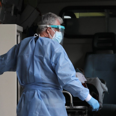 Κρούσματα σήμερα: 941 νέα ανακοίνωσε ο ΕΟΔΥ - 22 θάνατοι σε 24 ώρες, στους 260 οι διασωληνωμένοι